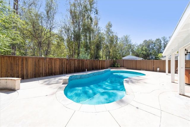 39687 Corte Gata, Murrieta, CA 92562