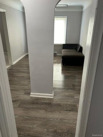 21733 Mcnichols Road, Detroit, MI 48219