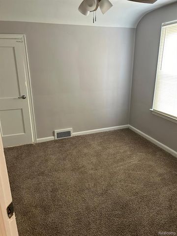 21733 Mcnichols Road, Detroit, MI 48219