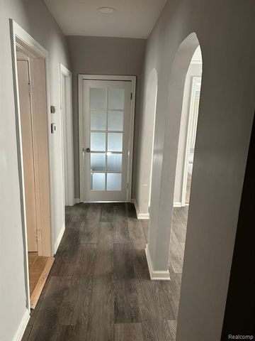 21733 Mcnichols Road, Detroit, MI 48219