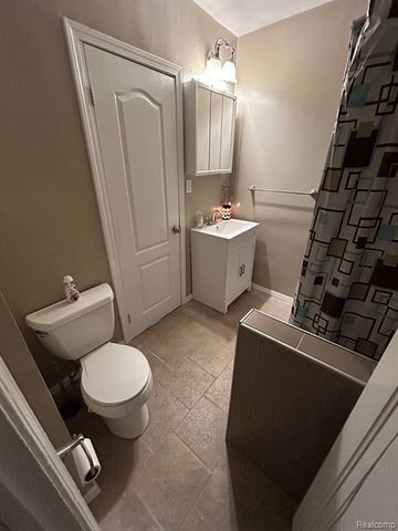 21733 Mcnichols Road, Detroit, MI 48219