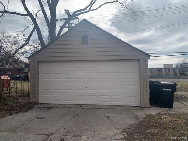 21733 Mcnichols Road, Detroit, MI 48219