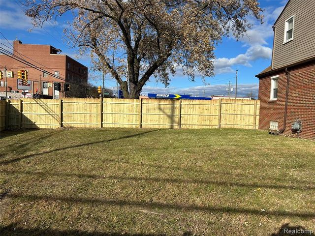 21733 Mcnichols Road, Detroit, MI 48219