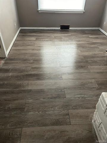 21733 Mcnichols Road, Detroit, MI 48219