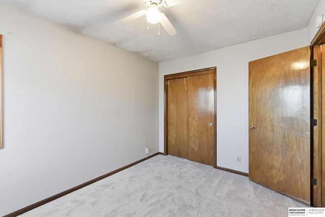 13572 V Circle, Omaha, NE 68137