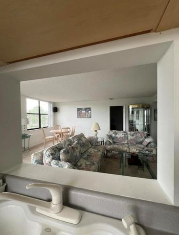 600 Egret Circle 7305, Delray Beach, FL 33444