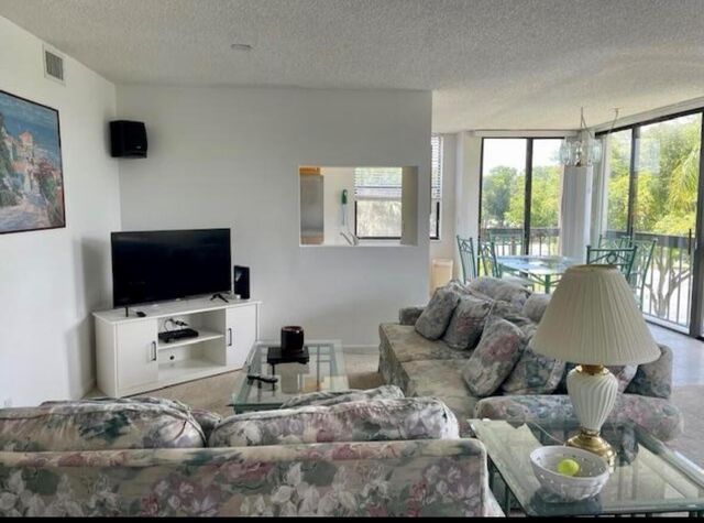 600 Egret Circle 7305, Delray Beach, FL 33444