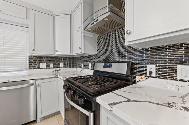 4019 Saint Michaels Court, Sugar Land, TX 77479