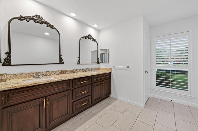 4019 Saint Michaels Court, Sugar Land, TX 77479