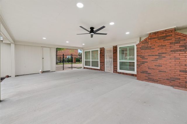 4019 Saint Michaels Court, Sugar Land, TX 77479