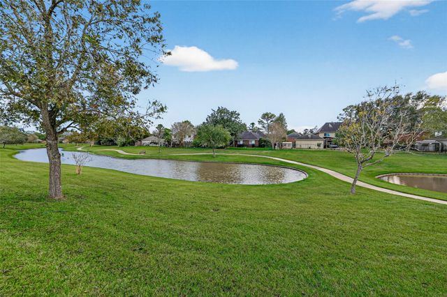 4019 Saint Michaels Court, Sugar Land, TX 77479