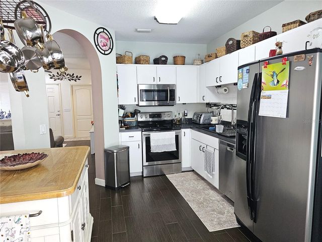 1613 MOSAIC FOREST DRIVE, Seffner, FL 33584