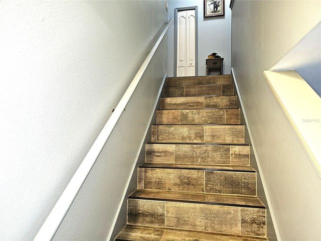 1613 MOSAIC FOREST DRIVE, Seffner, FL 33584