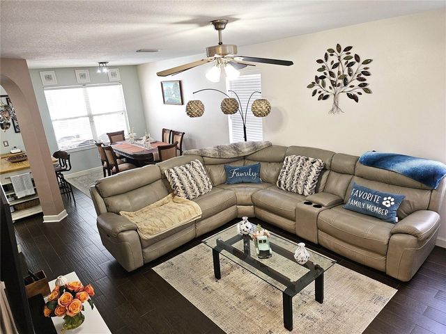 1613 MOSAIC FOREST DRIVE, Seffner, FL 33584