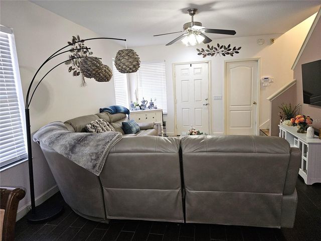 1613 MOSAIC FOREST DRIVE, Seffner, FL 33584