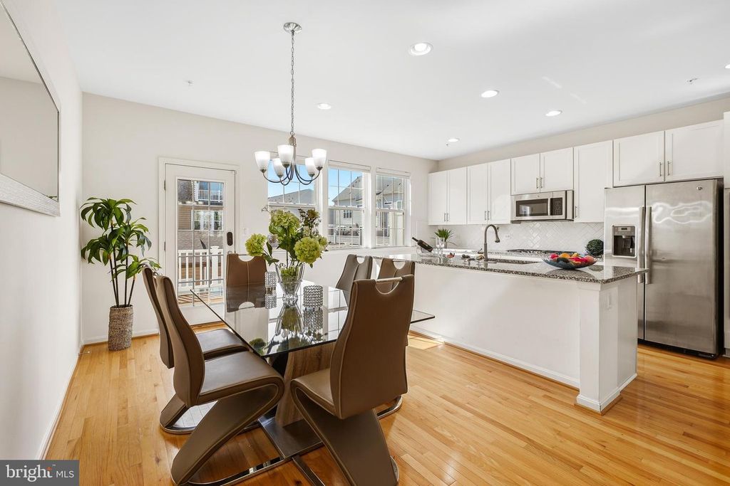 Image 12 of property listing at 634 BLANDWOOD RD, Frederick, MD 21701