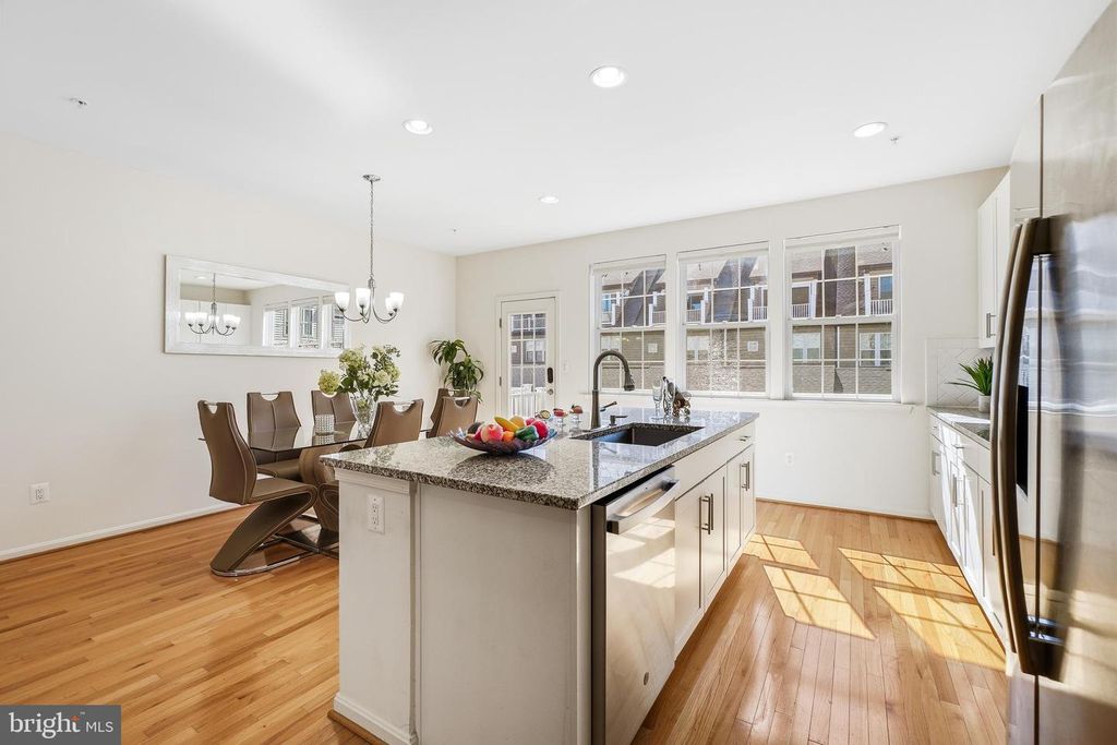 Image 16 of property listing at 634 BLANDWOOD RD, Frederick, MD 21701