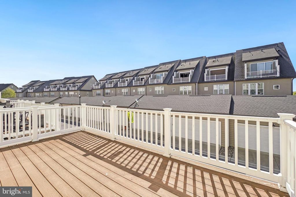 Image 22 of property listing at 634 BLANDWOOD RD, Frederick, MD 21701