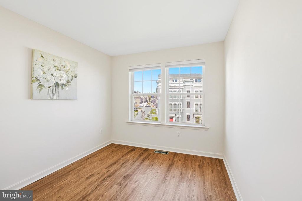 Image 43 of property listing at 634 BLANDWOOD RD, Frederick, MD 21701