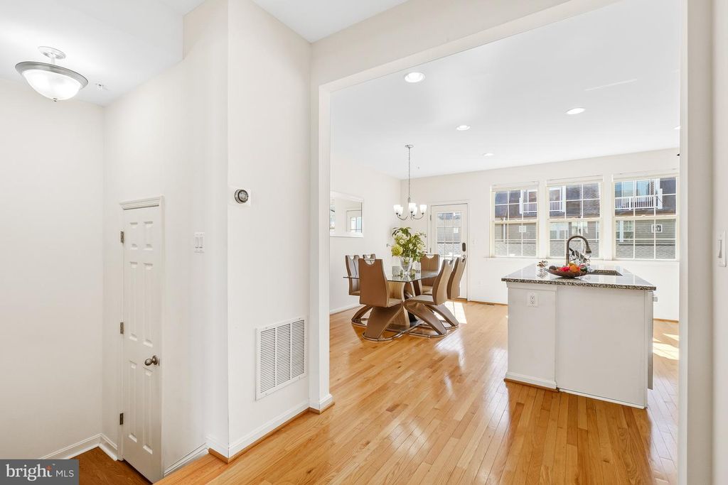 Image 54 of property listing at 634 BLANDWOOD RD, Frederick, MD 21701