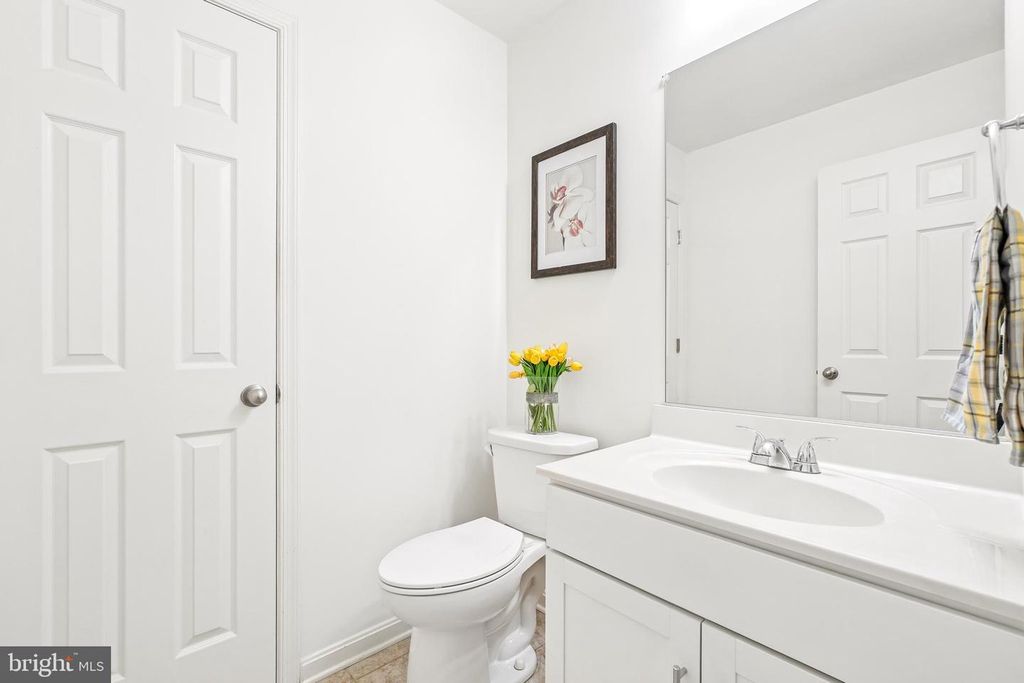 Image 7 of property listing at 634 BLANDWOOD RD, Frederick, MD 21701