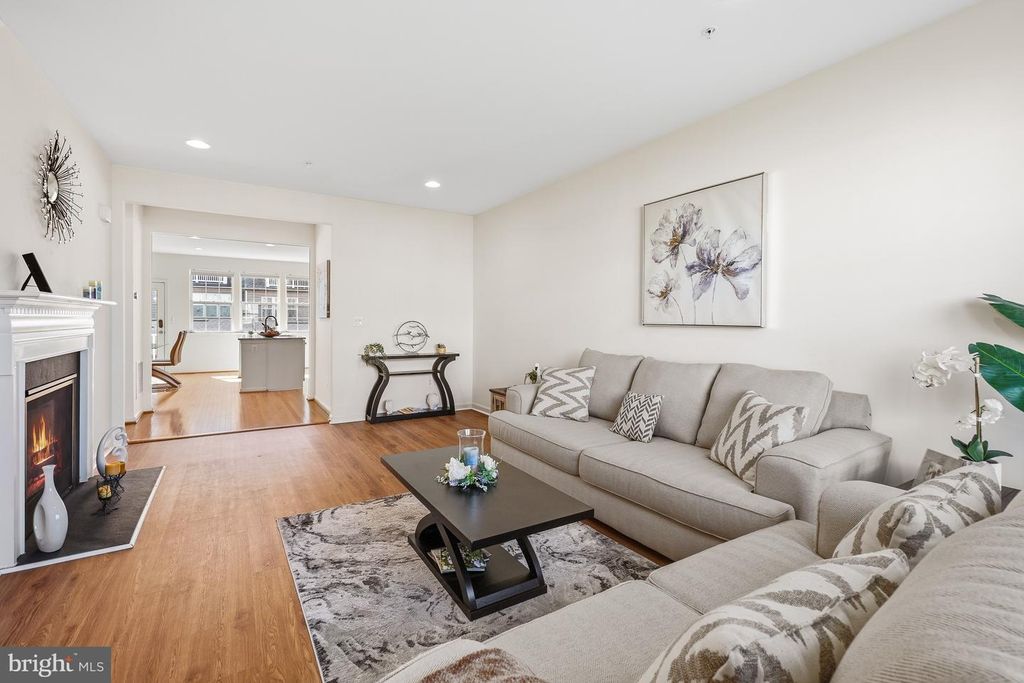 Image 71 of property listing at 634 BLANDWOOD RD, Frederick, MD 21701