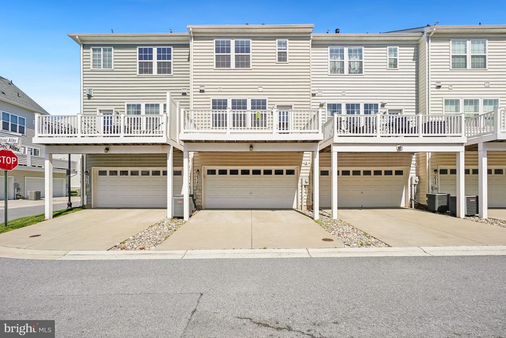 Image 90 of property listing at 634 BLANDWOOD RD, Frederick, MD 21701