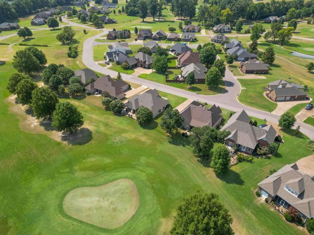 230 TORREY PINES CV, Covington, TN 38019