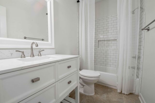 230 TORREY PINES CV, Covington, TN 38019