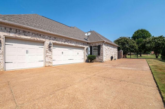 230 TORREY PINES CV, Covington, TN 38019