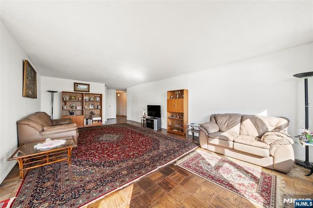 7855 Boulevard East 19J, North Bergen, NJ 07047
