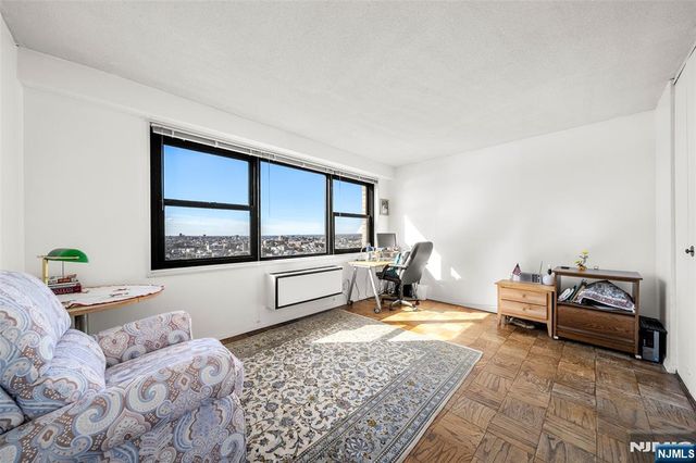 7855 Boulevard East 19J, North Bergen, NJ 07047