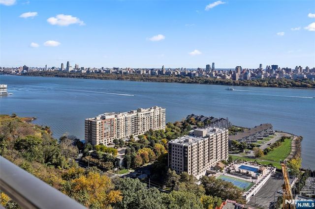 7855 Boulevard East 19J, North Bergen, NJ 07047