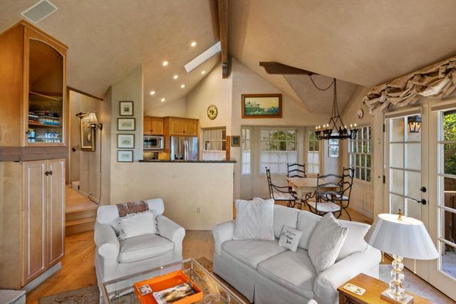 Santa Fe 3 SE of 4th, Carmel, CA 93921