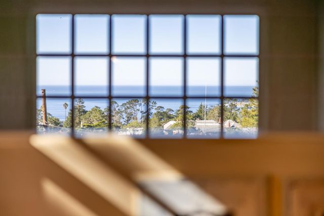 Santa Fe 3 SE of 4th, Carmel, CA 93921