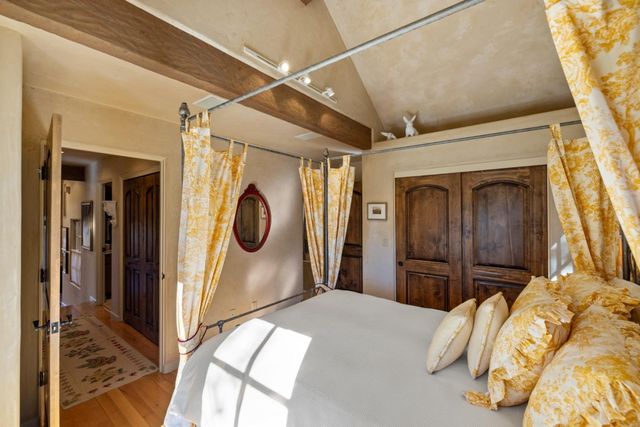 Santa Fe 3 SE of 4th, Carmel, CA 93921