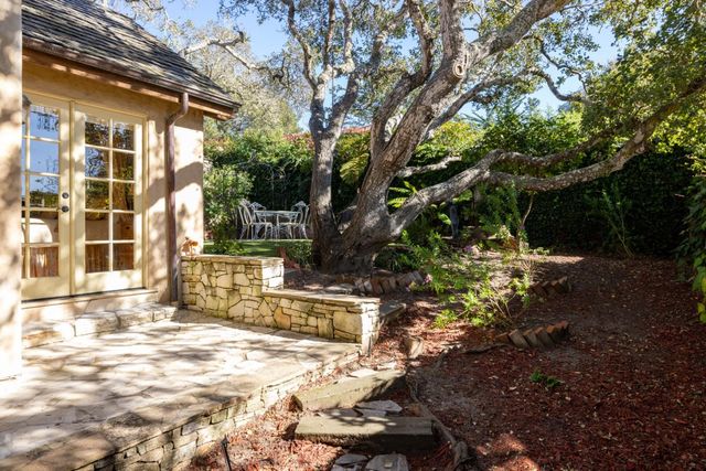 Santa Fe 3 SE of 4th, Carmel, CA 93921