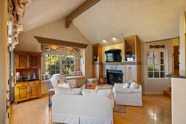 Santa Fe 3 SE of 4th, Carmel, CA 93921