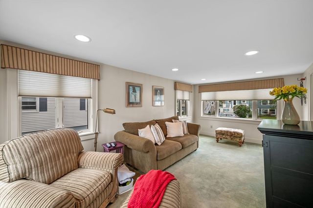 24 Muriel Rd, Swampscott, MA 01907