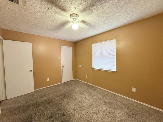 2641 Santa Barbara Drive, Grand Prairie, TX 75052