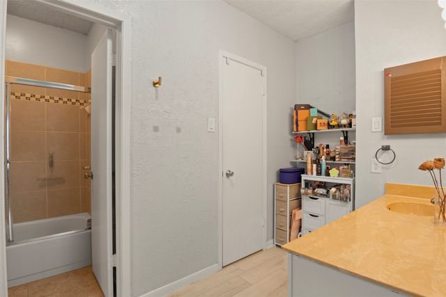 5981 Arapaho Road 1802, Dallas, TX 75248