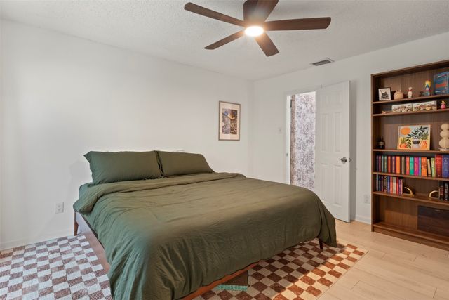 5981 Arapaho Road 1802, Dallas, TX 75248