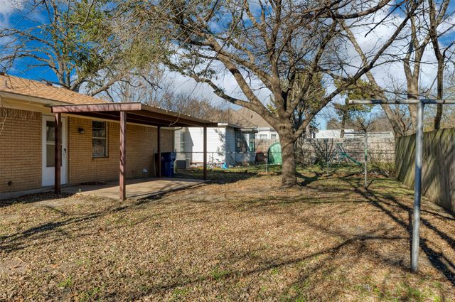 502 Brown Street, Waxahachie, TX 75165