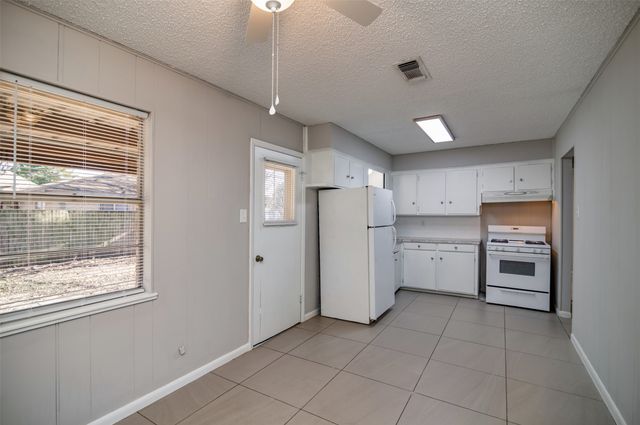 502 Brown Street, Waxahachie, TX 75165