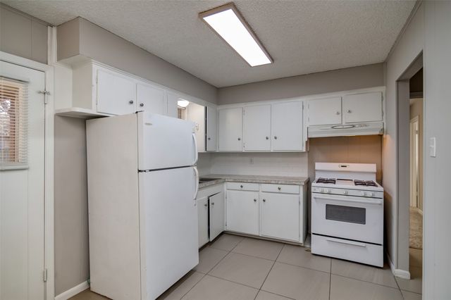 502 Brown Street, Waxahachie, TX 75165