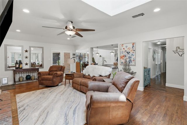 2941 Harvest Hill Drive, Grapevine, TX 76051