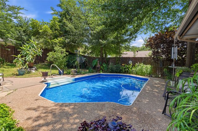 2941 Harvest Hill Drive, Grapevine, TX 76051