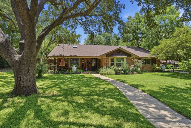 2941 Harvest Hill Drive, Grapevine, TX 76051
