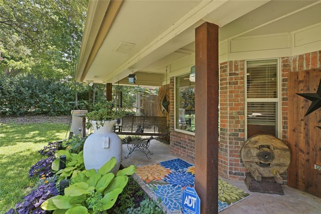 2941 Harvest Hill Drive, Grapevine, TX 76051