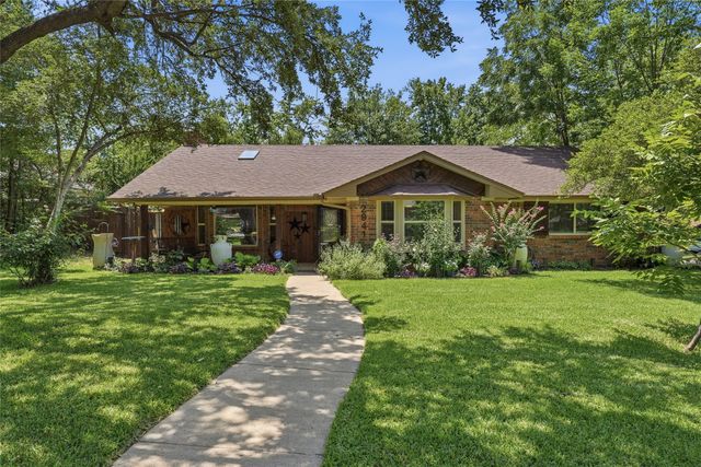 2941 Harvest Hill Drive, Grapevine, TX 76051